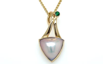 Akoya mabe pearl and emerald pendant/286425