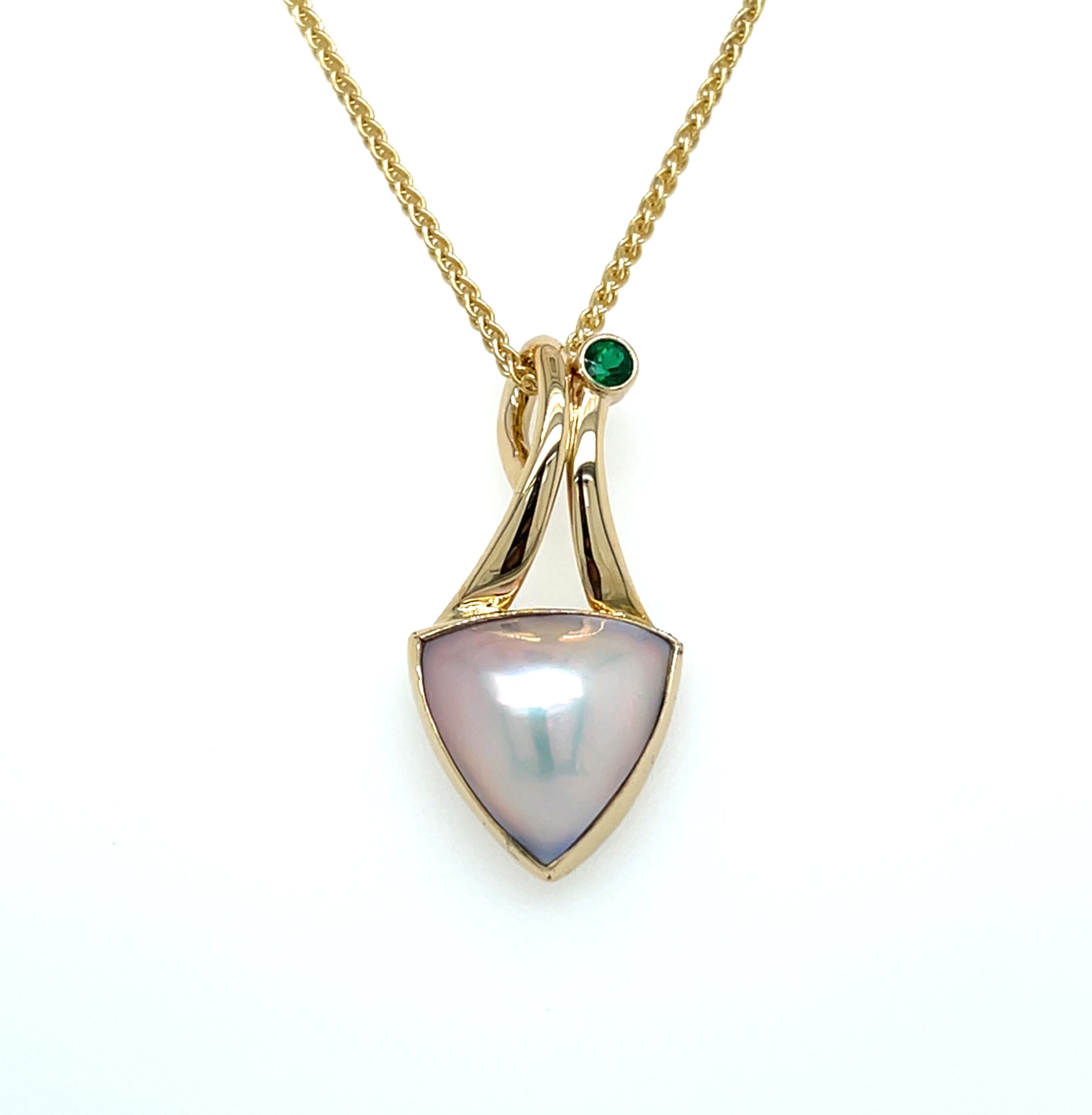 Akoya mabe pearl and emerald pendant/286425