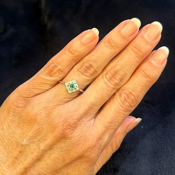 Emerald and diamond ring/OMS1DR128EM - Image 4