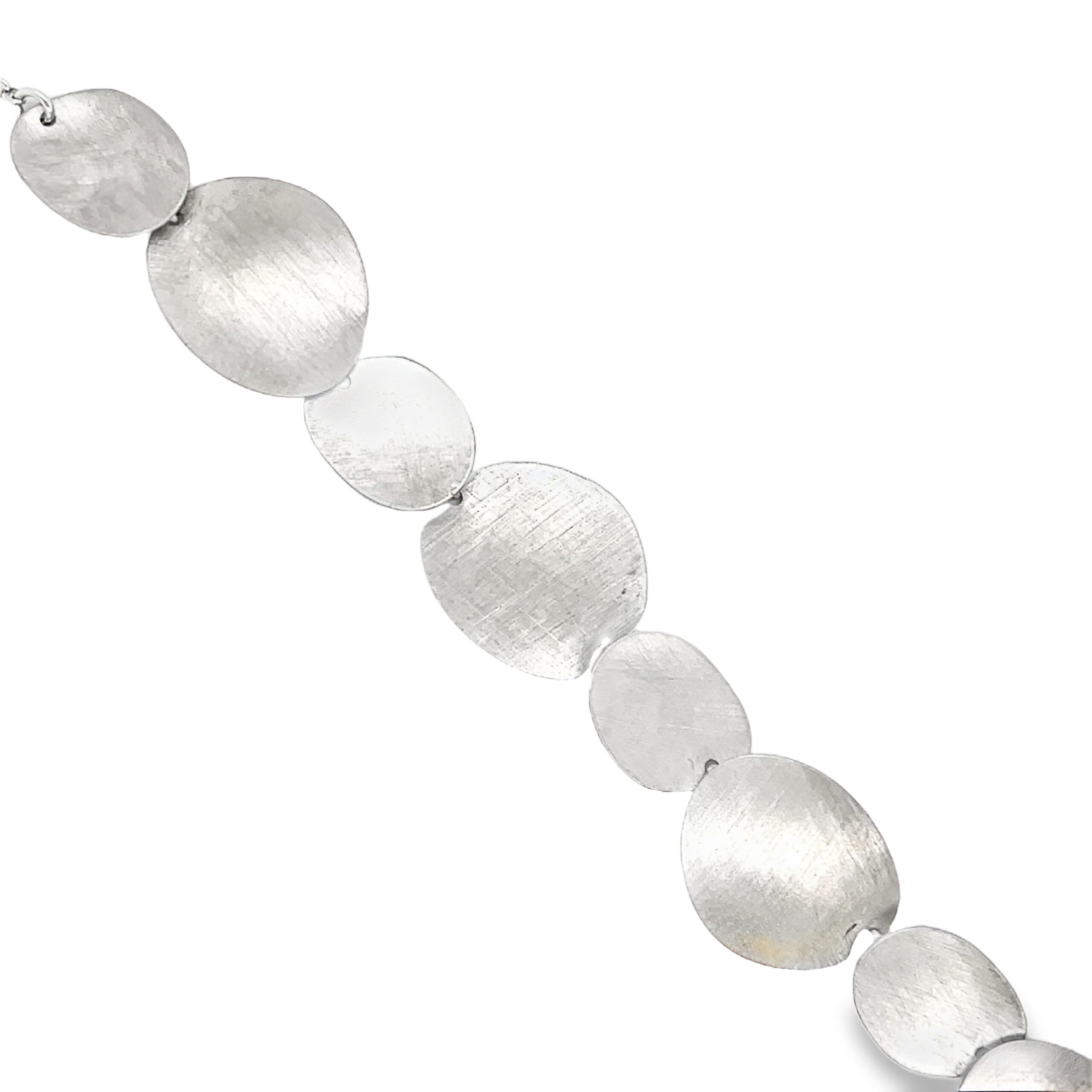 Satin oval link bracelet/VAG9012B1