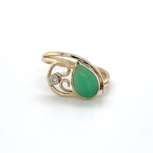 Chrysoprase and diamond scroll ring/EJ173