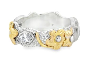 Two-tone marquise diamond ring/EJ185