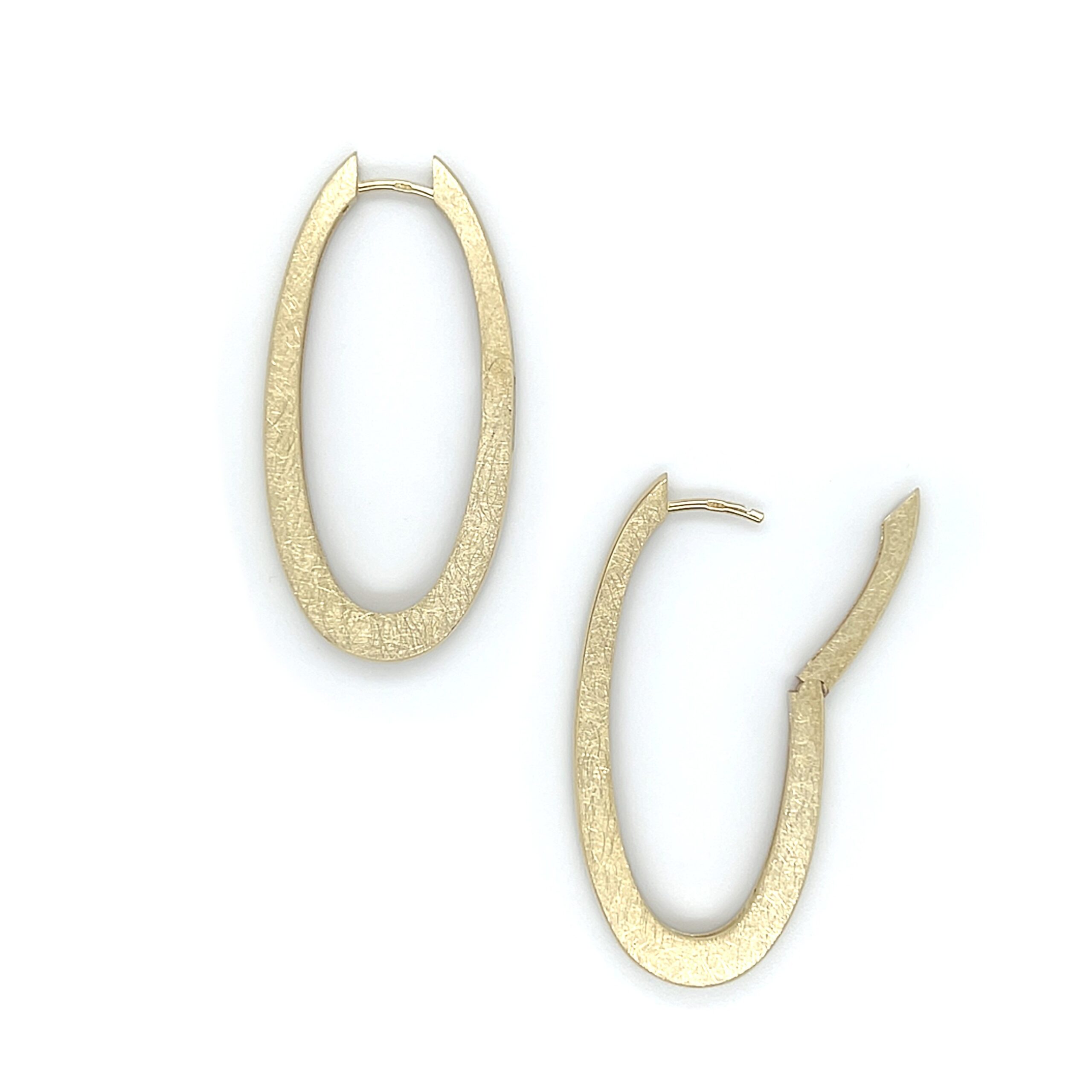 Oval hoops with etched texture, small/06-61234 - Image 3