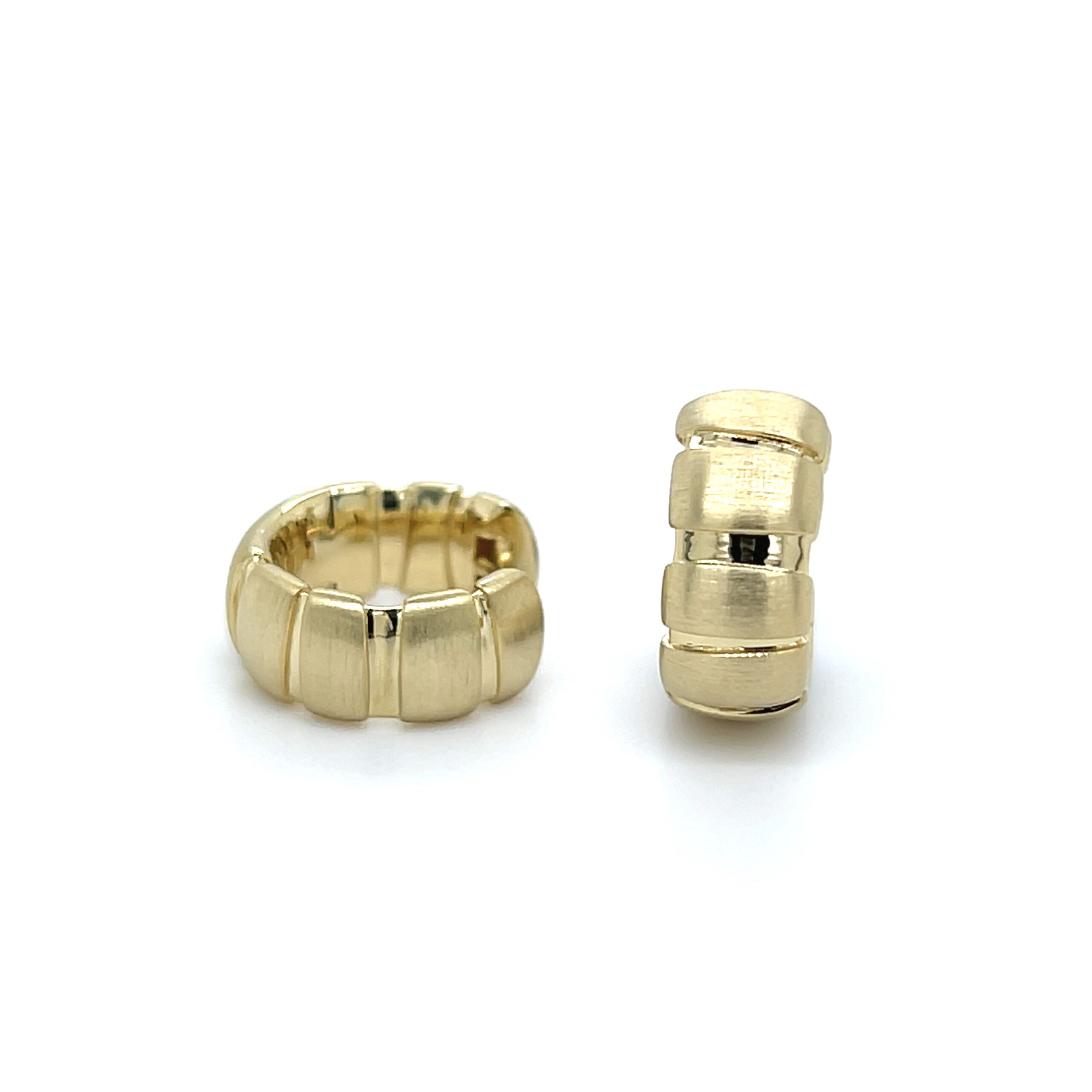 Banded huggie hoops/06-61287 - Image 3