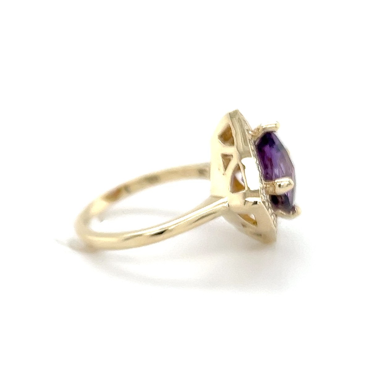 Cushion cut amethyst and diamond ring/28141026 - Image 2