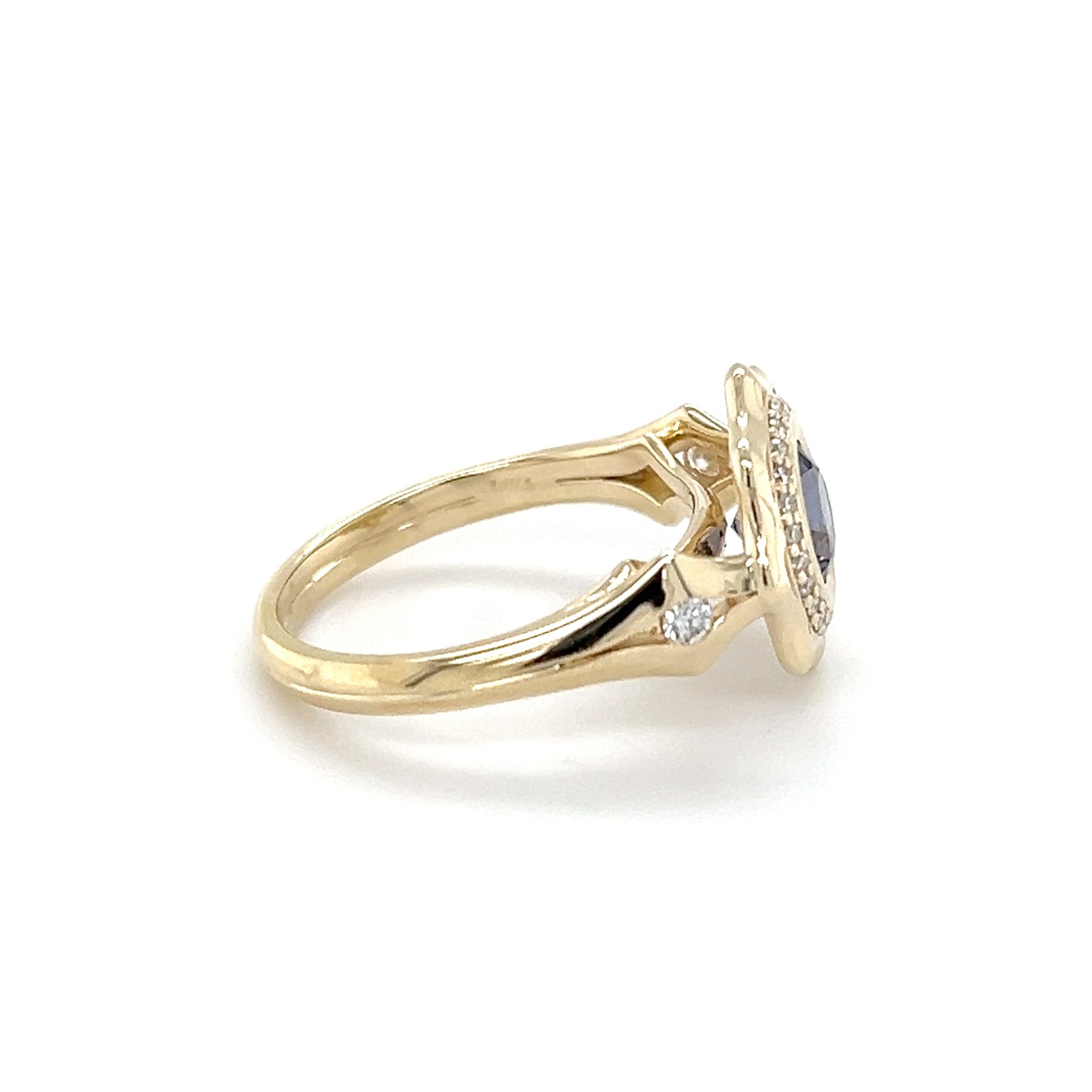 Spinel and diamond ring/28181026 - Image 3