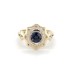 Spinel and diamond ring/28181026