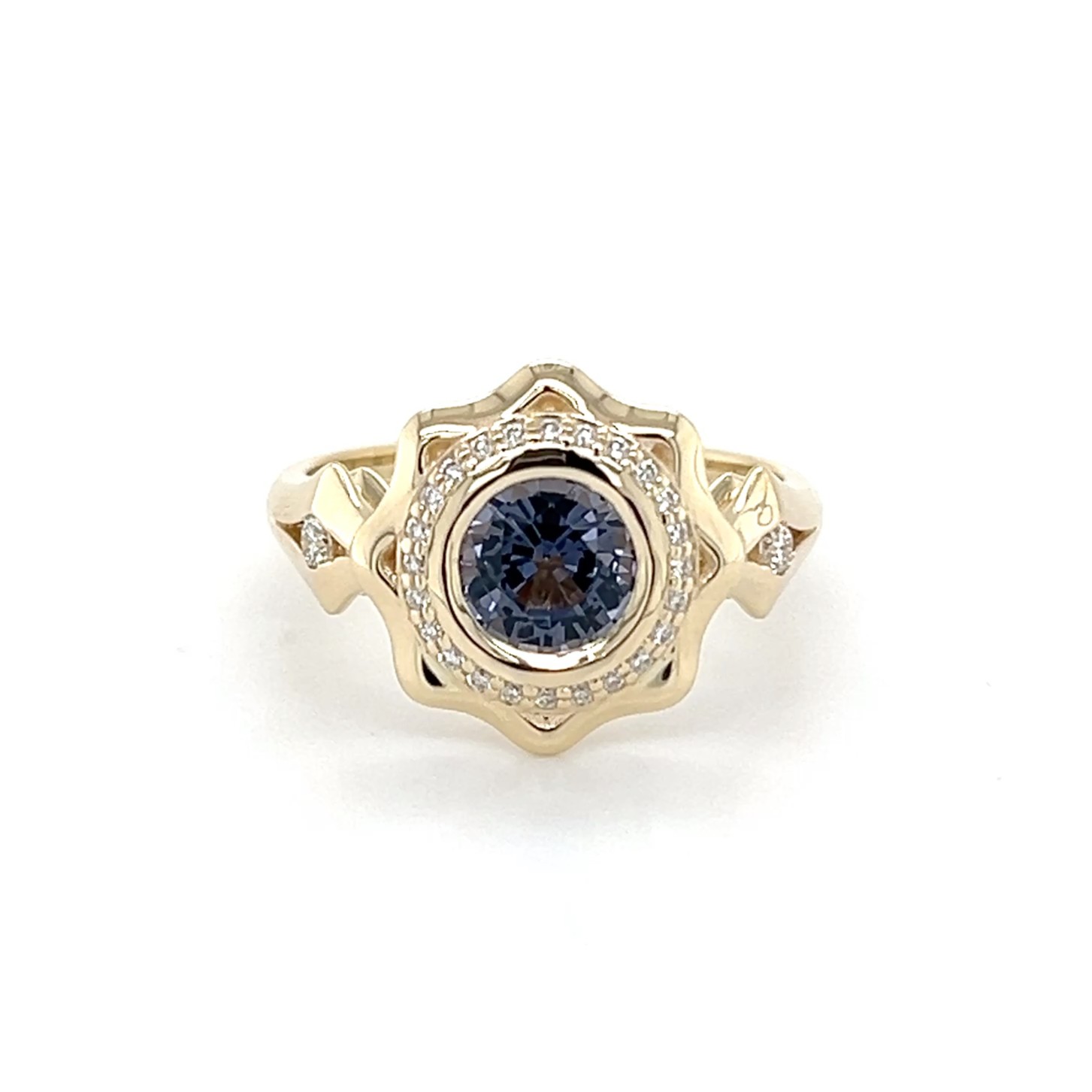 Spinel and diamond ring/28181026