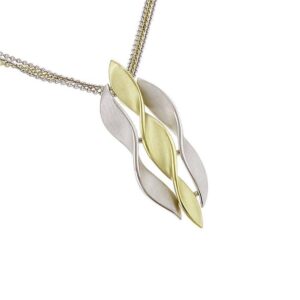 Two-tone wavy satin finish necklace/34-85700