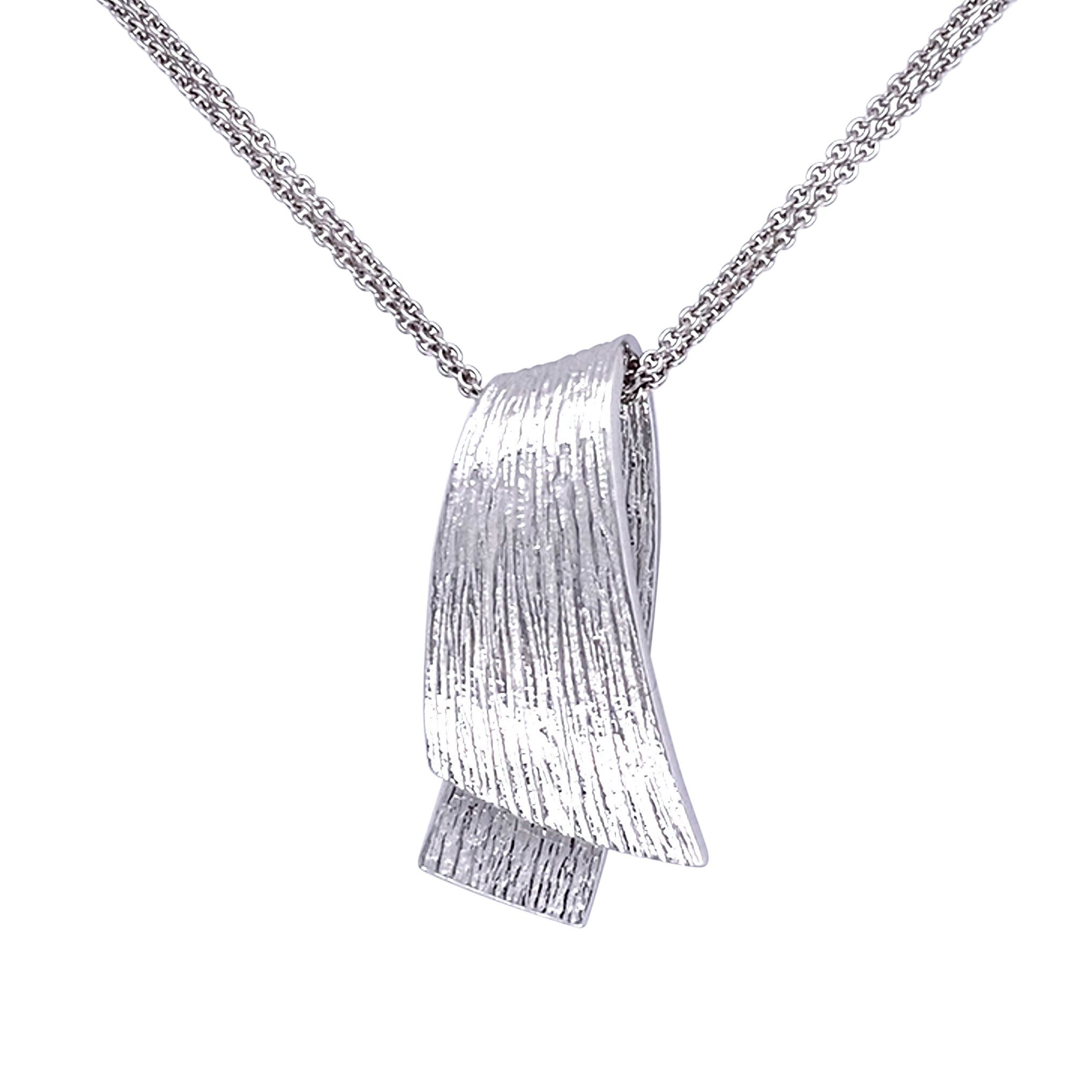 silver etched texture foldover pendant/34-01577