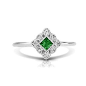 Emerald and diamond ring/OMS1DR128EM