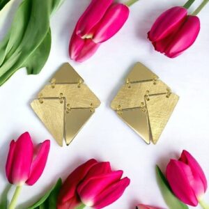 Diamond shaped geo earrings/VAG0413A